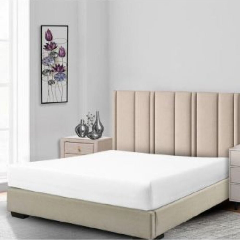 Egyptian Linens Low Profile Fitted Sheet (7-10 Inches) 100% Cotton, King